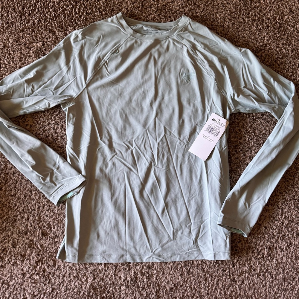 NWT Columbia PFG Women's Wild Cast™ Sun Shirt, Medium, Blue